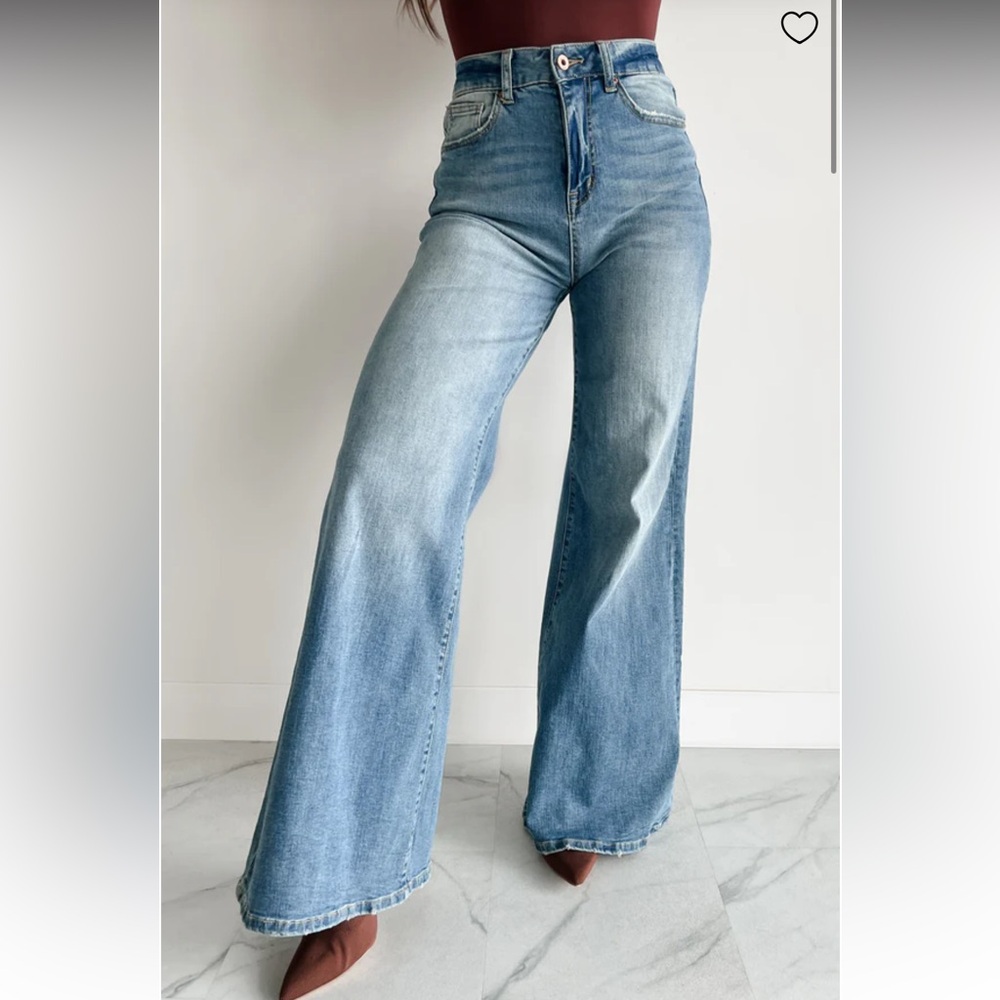 Special A wide leg jeans